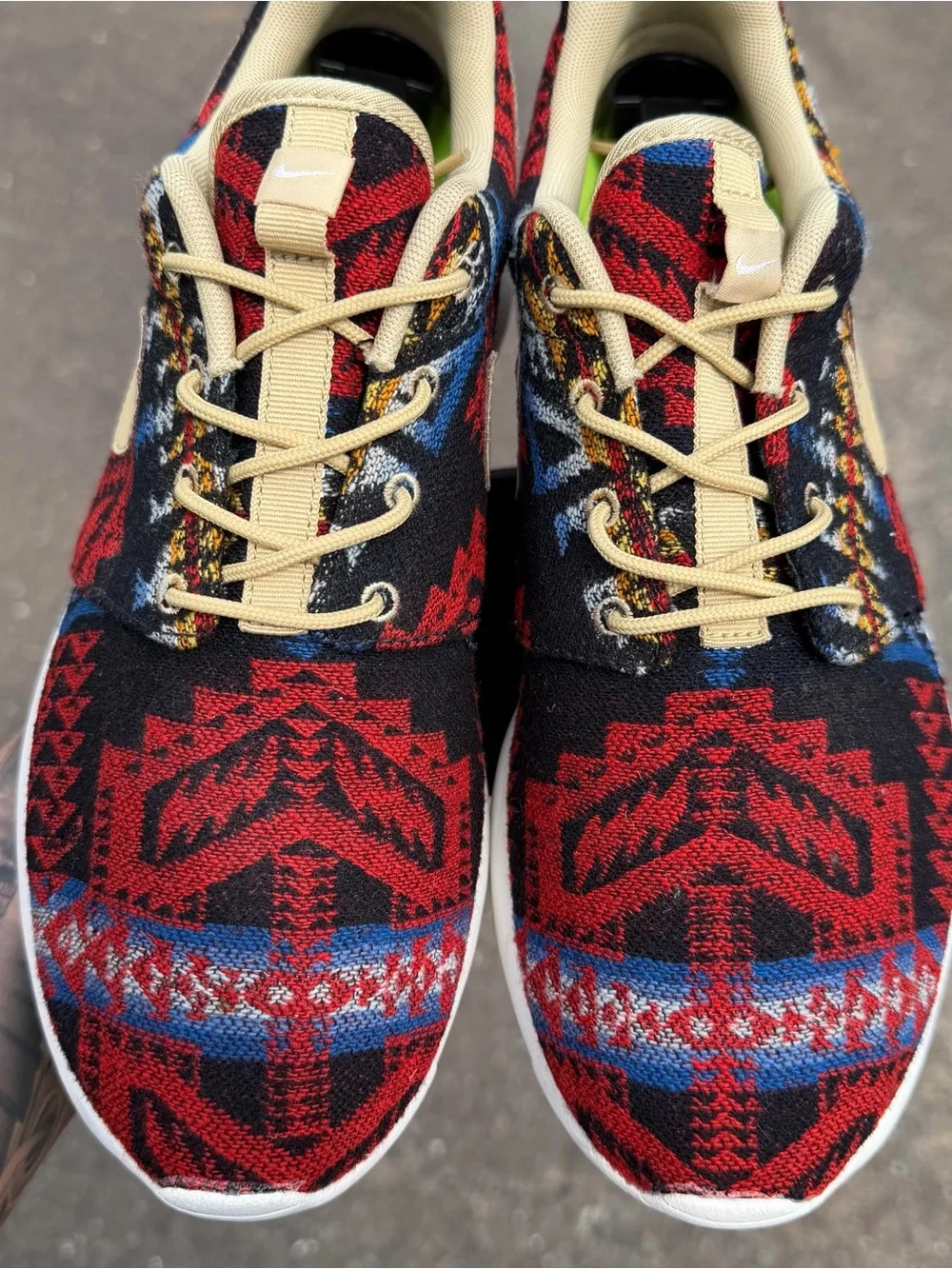 Rare 2013 Nike Roshe Nike ID x Pendleton Aztec Pattern 641839-992 Size 9 Mens